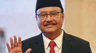 ASN dipecat titip absen