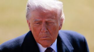 Trump Beri Kesempatan Iran