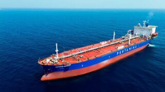 Kapal Pertamina di Selat Hormuz