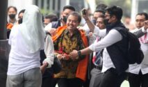 Praperadilan Roy Suryo