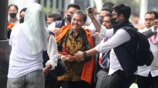 Praperadilan Roy Suryo