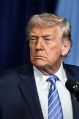 Lelucon Donald Trump